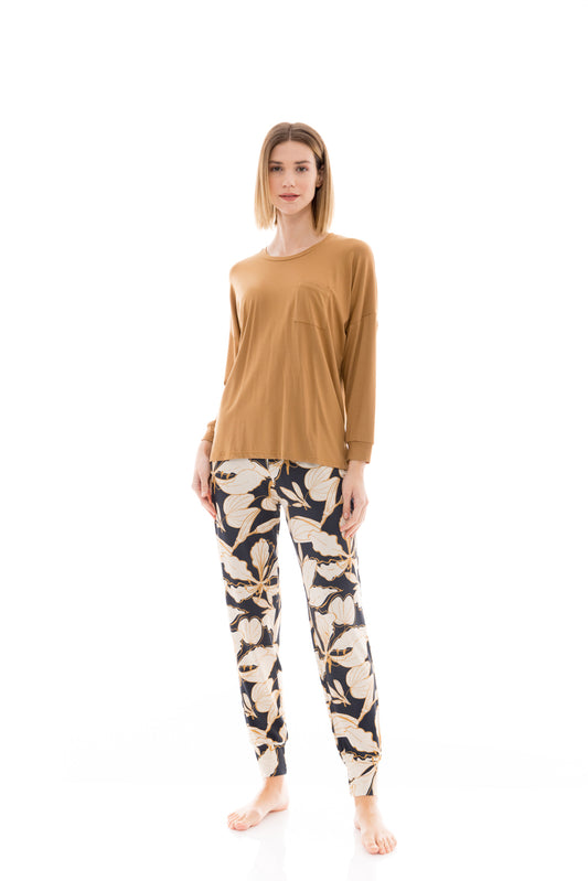 Λεπτή πιτζάμα χωρίς κουμπιά / W1332