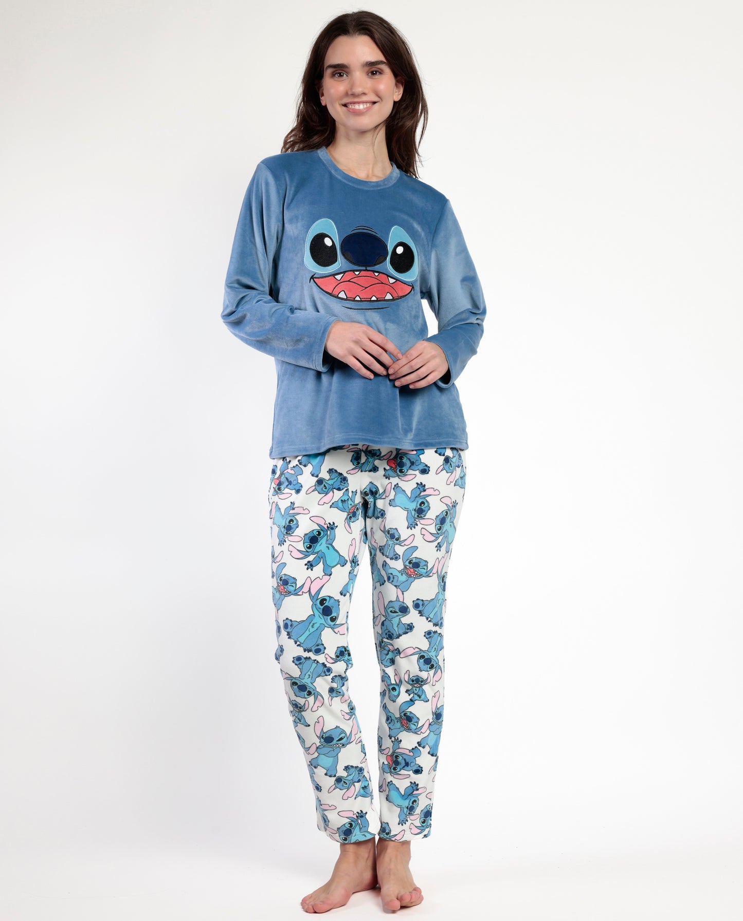 Βελούδινη πιτζάμα με τον Stitch / AD63668