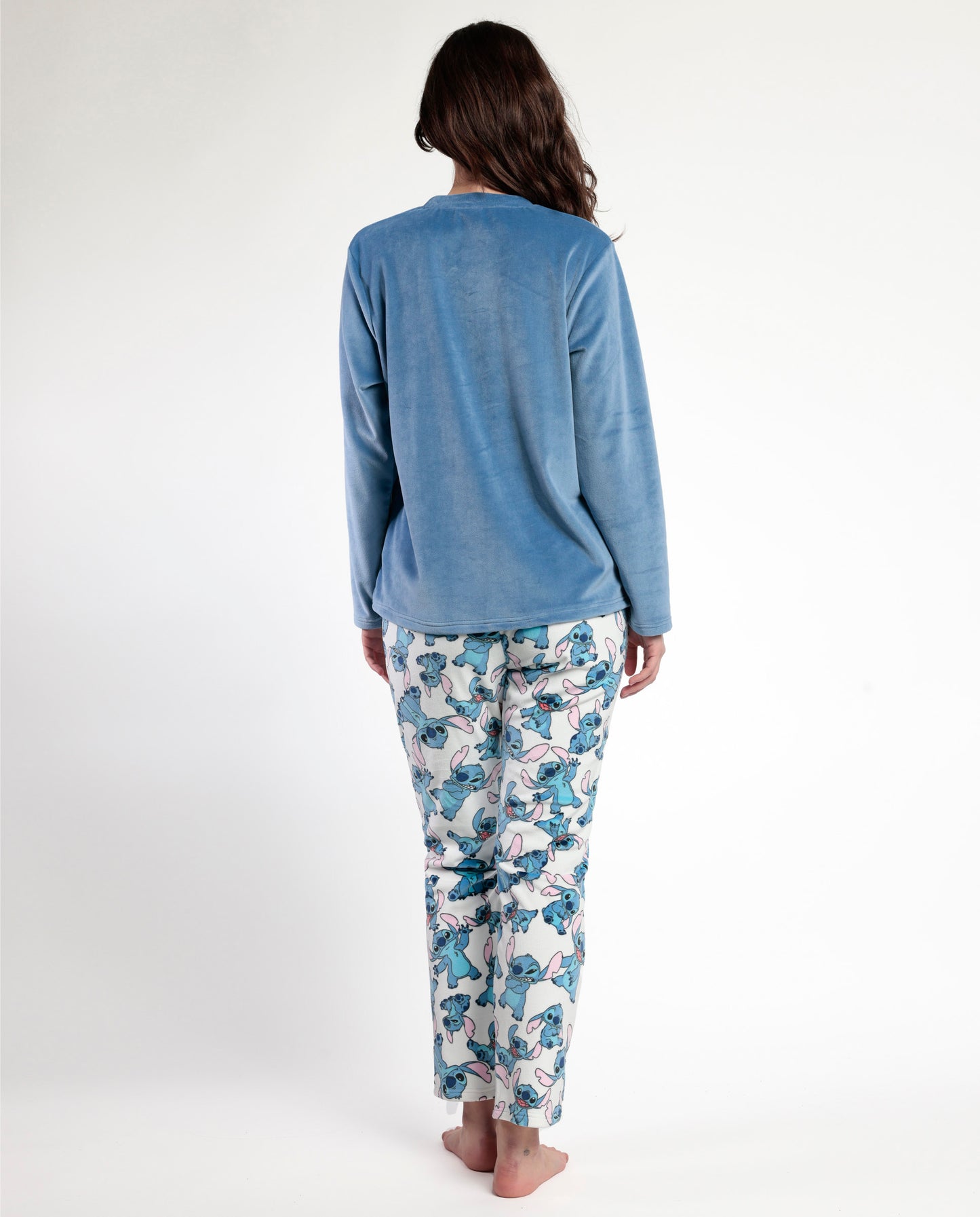 Βελούδινη πιτζάμα με τον Stitch / AD63668