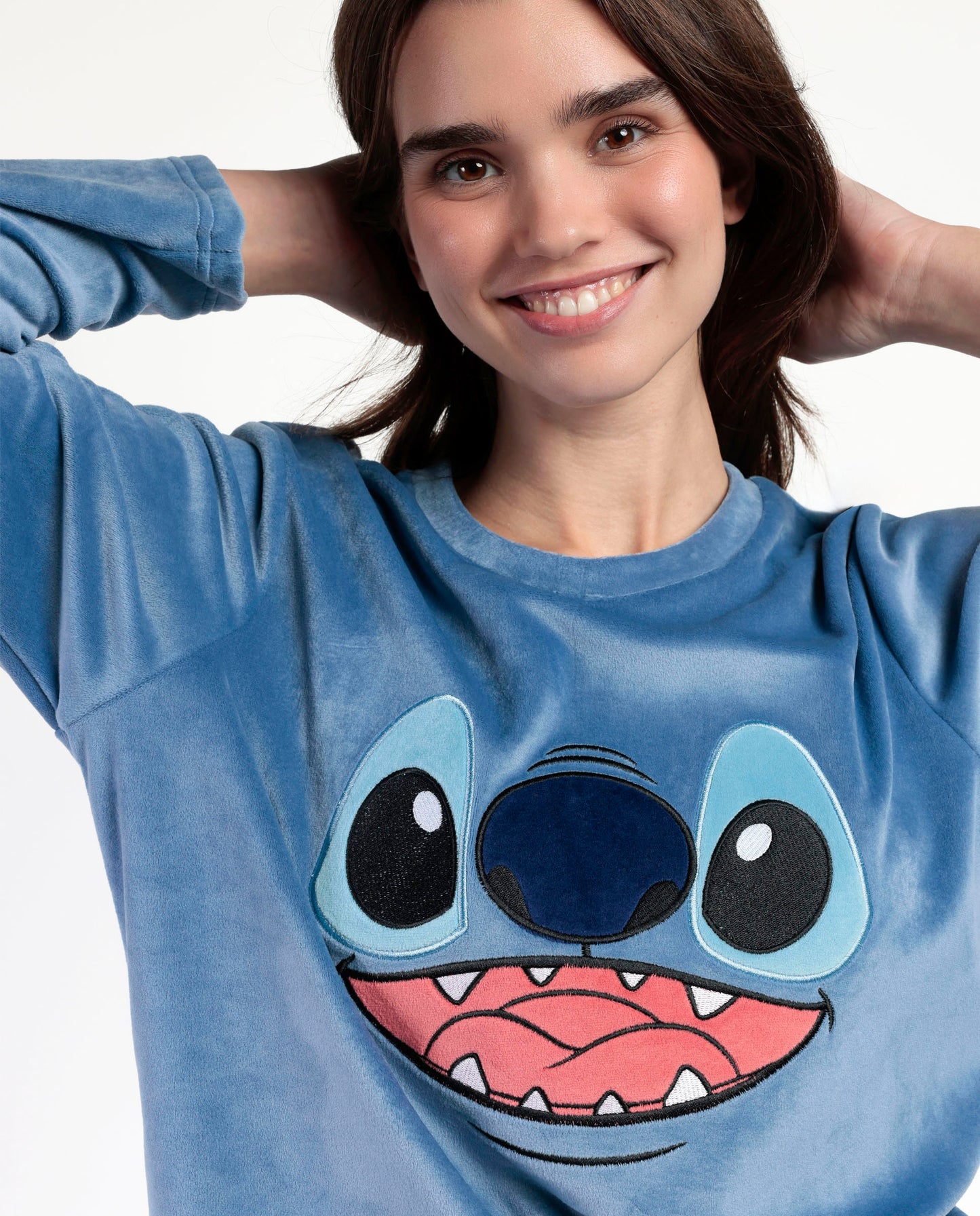 Βελούδινη πιτζάμα με τον Stitch / AD63668